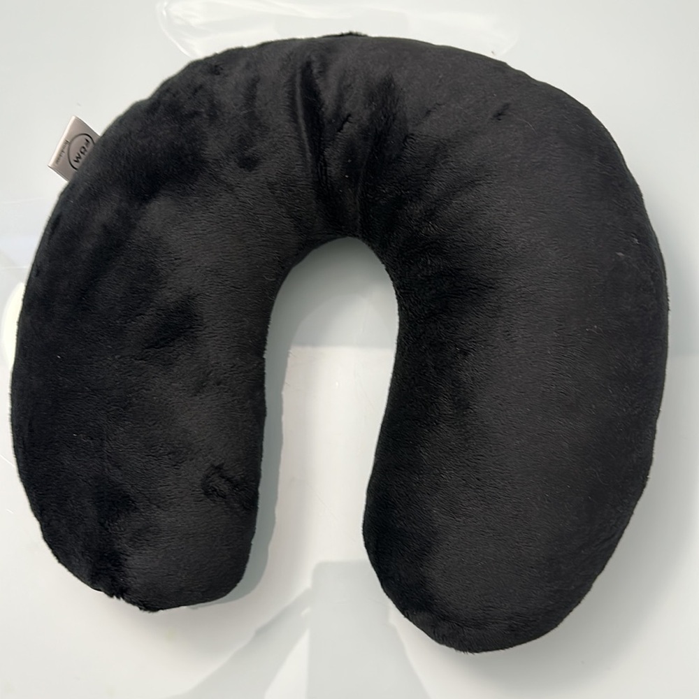 Brookstone FOM Travel Neck Pillow - Picture 4 of 7